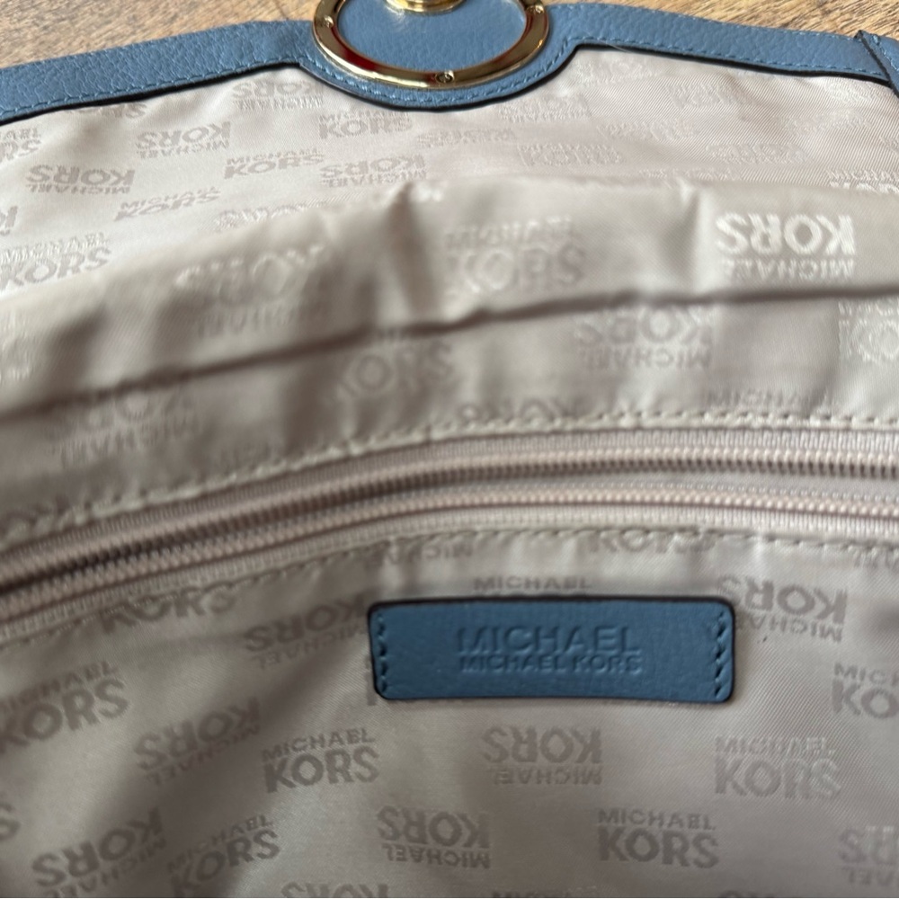 Michael Kors Margot Blue Crossbody Bag with Gold Accents - Picture 11 of 13